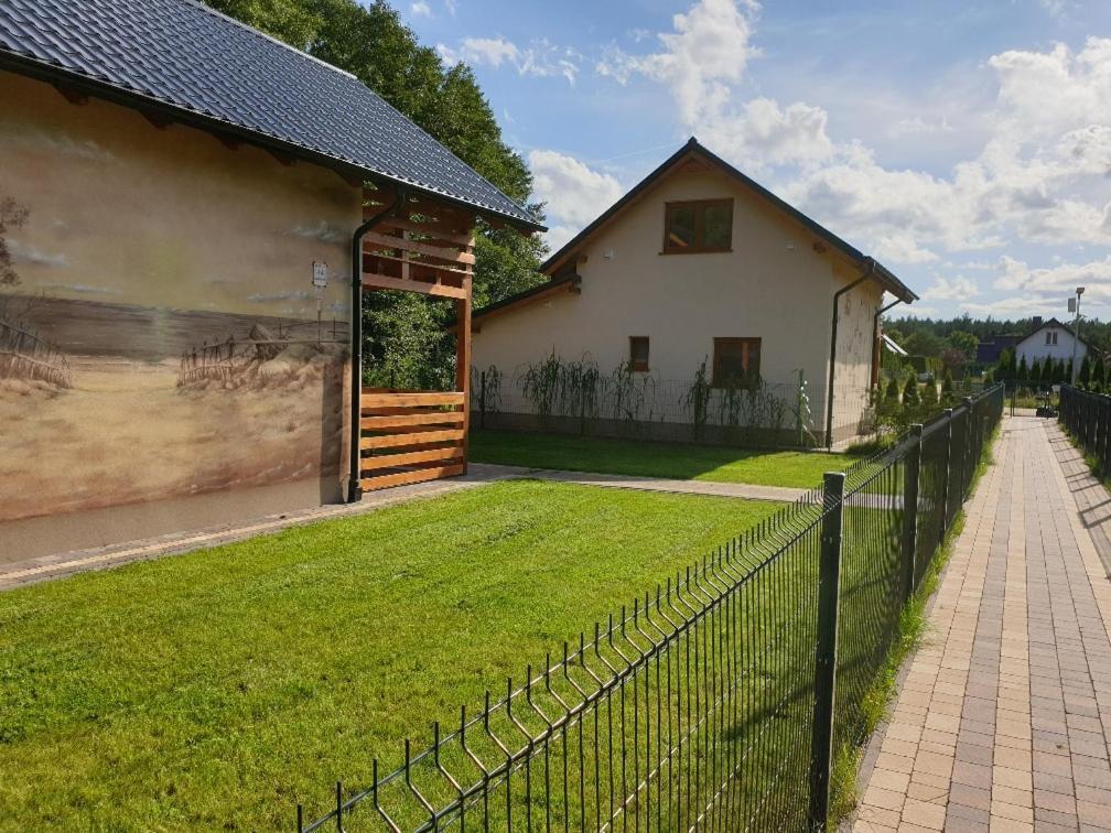 Vila Osada Cztery Pory Roku -Dom Lato Kopalino Exteriér fotografie