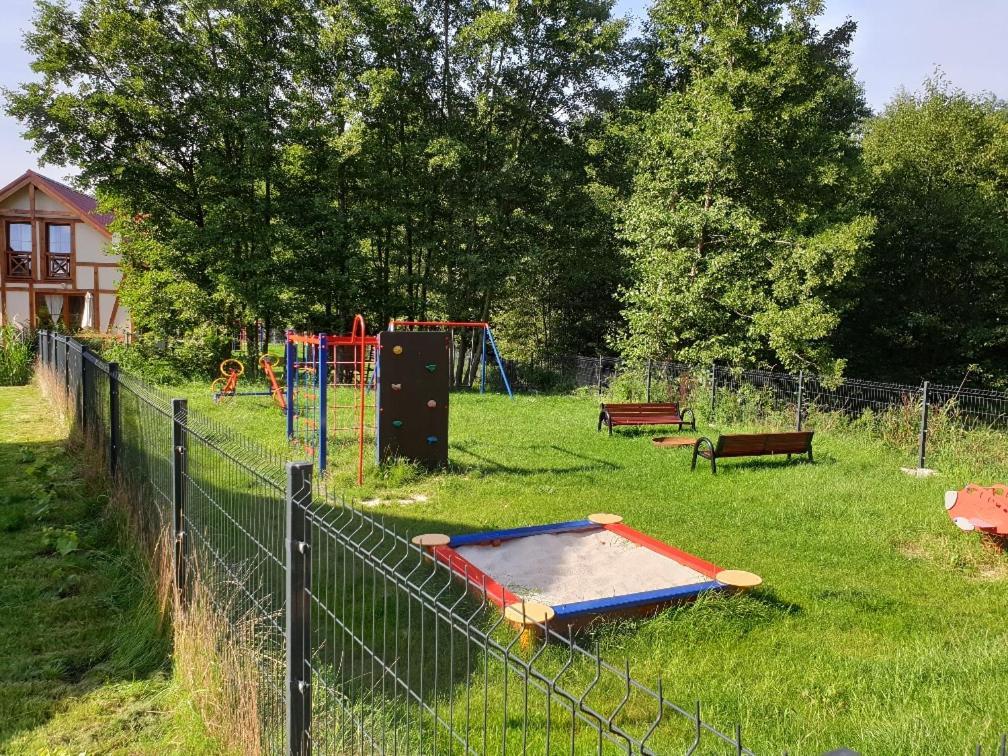 Vila Osada Cztery Pory Roku -Dom Lato Kopalino Exteriér fotografie