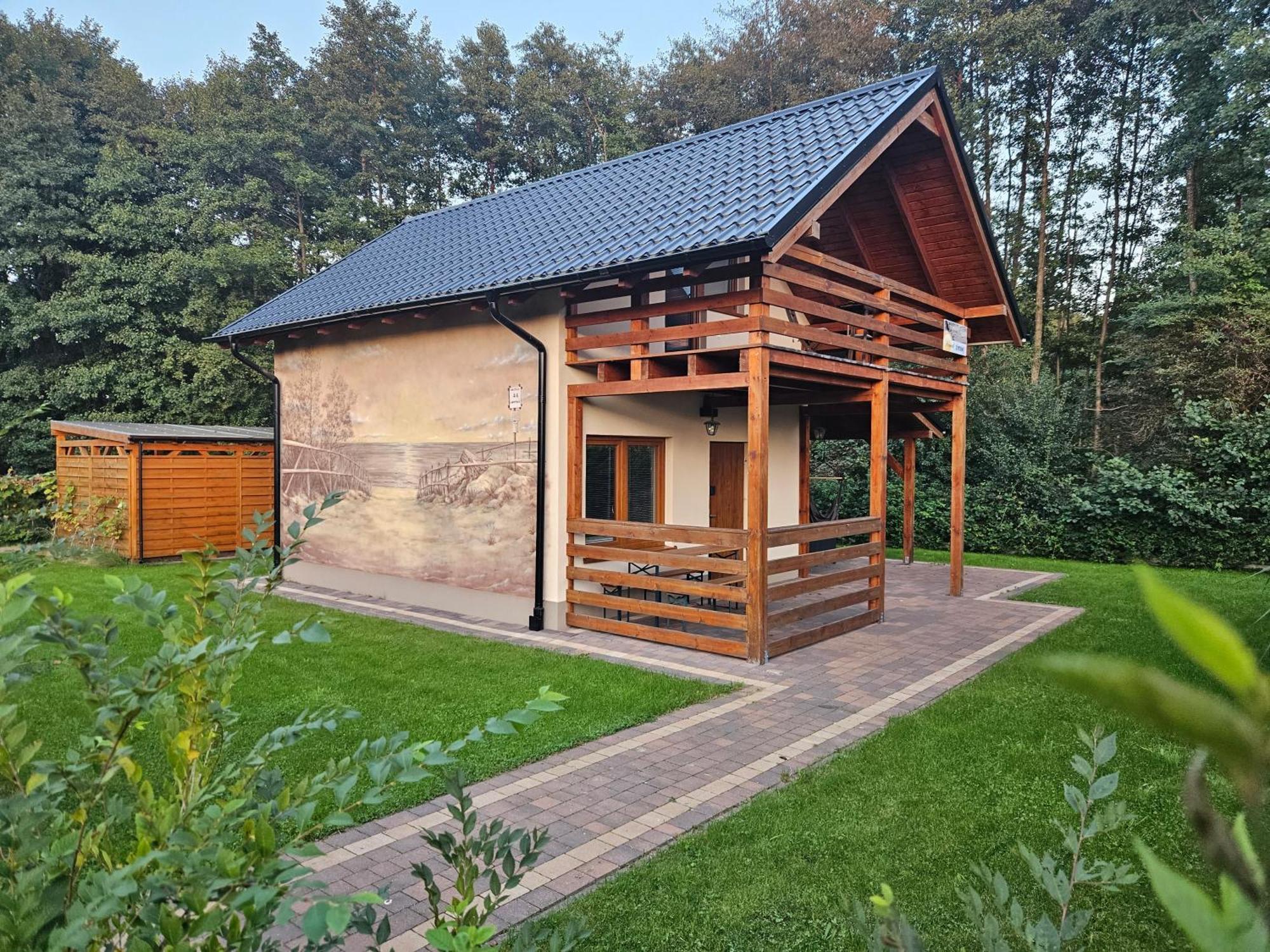 Vila Osada Cztery Pory Roku -Dom Lato Kopalino Exteriér fotografie